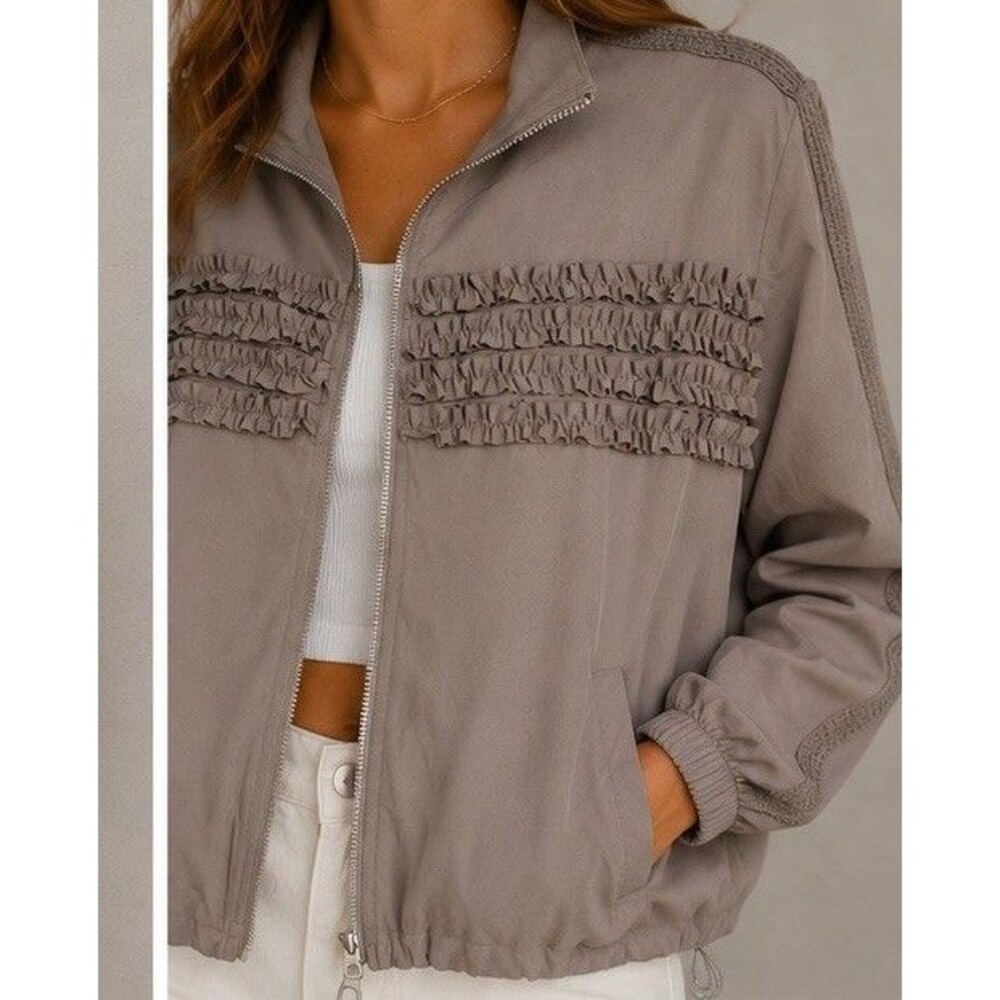 House of Mae Taupe Ruffle Zip Jacket Women’s Large Stretch Lightweight